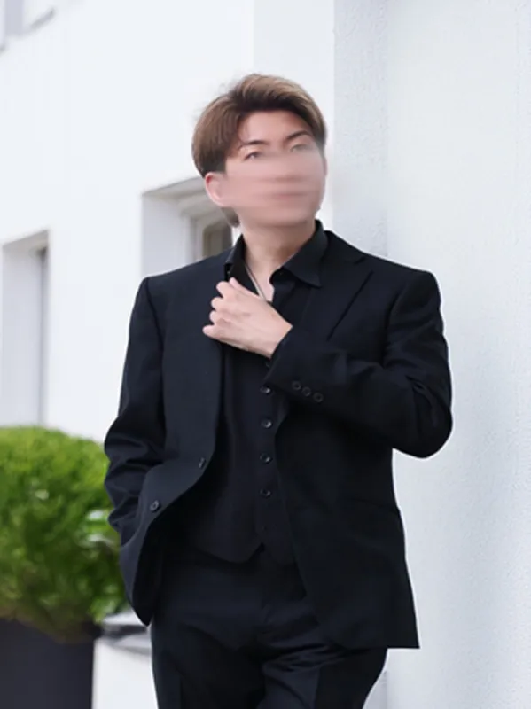 玲哉